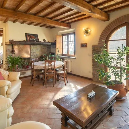 فيلة Scarperia By Mmega Fondaccio